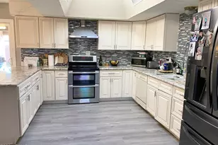 3727 W Banff Ln., Phoenix, AZ 85053 - Photo 5