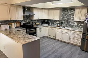 3727 W Banff Ln., Phoenix, AZ 85053 - Photo 7