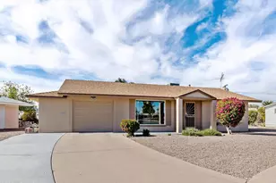 12020 N Hacienda Dr, Sun City, AZ 85351 - Photo 15