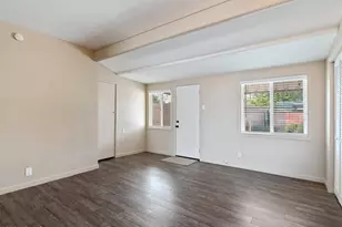 12020 N Hacienda Dr, Sun City, AZ 85351 - Photo 9