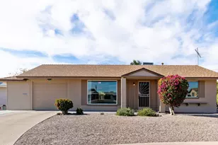 12020 N Hacienda Dr, Sun City, AZ 85351 - Photo 15