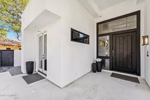 12233 S Running Bear Ct, Phoenix, AZ 85044 - Photo 11