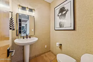 12233 S Running Bear Ct, Phoenix, AZ 85044 - Photo 23