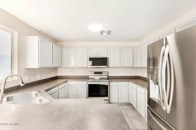 11805 W Paradise Drive W, El Mirage, AZ 85335 - Photo 7