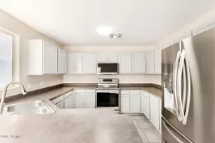 11805 W Paradise Dr W, El Mirage, AZ 85335 - Photo 13