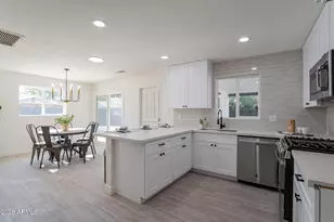 1800 S Shafer Dr, Tempe, AZ 85281 - Photo 11