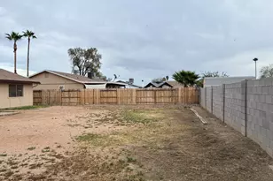 7215 W Vogel Ave, Peoria, AZ 85345 - Photo 39