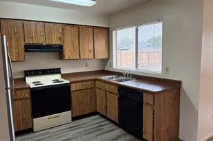 7215 W Vogel Ave, Peoria, AZ 85345 - Photo 13