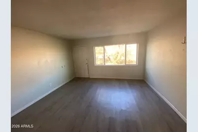 1126 N 27th Street #5, Phoenix, AZ 85008 - Photo 1