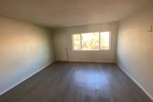 1126 N 27th St, Phoenix, AZ 85008 - Photo 1