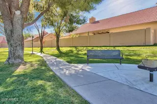 4667 W Harrison St, Chandler, AZ 85226 - Photo 17