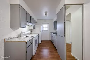 2226 W Heatherbrae Dr, Phoenix, AZ 85015 - Photo 9
