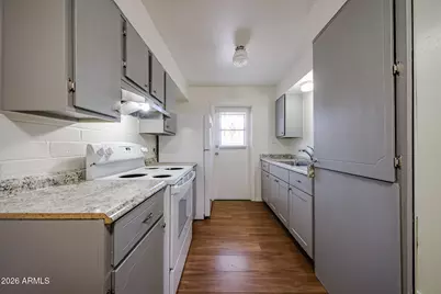 2226 W Heatherbrae Drive #Apt 4, Phoenix, AZ 85015 - Photo 11