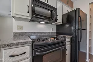 16657 E Gunsight Dr, Fountain Hills, AZ 85268 - Photo 11