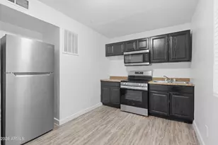 1018 N 22nd Pl, Phoenix, AZ 85006 - Photo 9