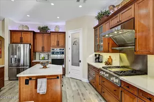 14727 W Carbine Ct, Sun City West, AZ 85375 - Photo 11