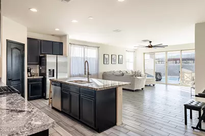 2759 W Apollo Road, Phoenix, AZ 85041 - Photo 5