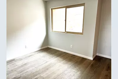 1601 W Sunnyside Drive #Unit 115, Phoenix, AZ 85029 - Photo 9