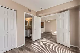 5619 E Kelton Ln, Scottsdale, AZ 85254 - Photo 17