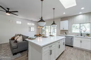 22408 N Las Vegas Dr, Sun City West, AZ 85375 - Photo 29