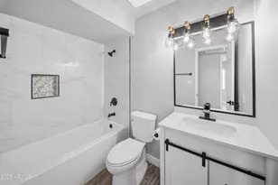 5607 N 73rd Ave, Glendale, AZ 85303 - Photo 11