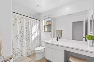 516 E Mountain View Dr, Avondale, AZ 85323 - Photo 11