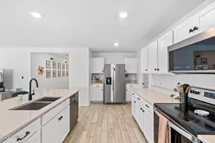 516 E Mountain View Dr, Avondale, AZ 85323 - Photo 31