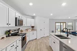 516 E Mountain View Dr, Avondale, AZ 85323 - Photo 3