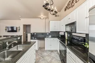 425 W Rio Salado Pkwy, Tempe, AZ 85281 - Photo 11