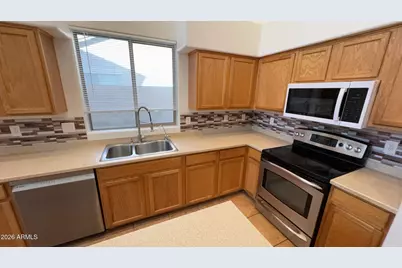 3860 S Coach House Drive, Gilbert, AZ 85297 - Photo 9