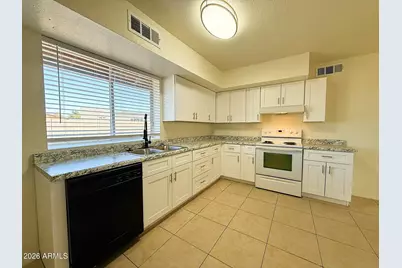 3630 E Beverly Lane, Phoenix, AZ 85032 - Photo 7