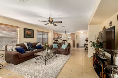 157 W Saddle Way, San Tan Valley, AZ 85143 - Photo 7