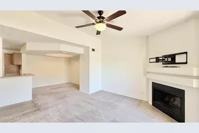 1880 E Morten Avenue #202, Phoenix, AZ 85020 - Photo 3