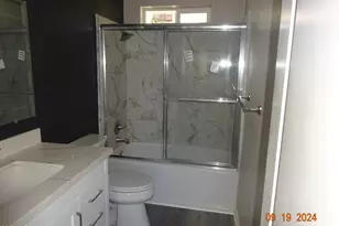 341 E Vogel Ave, Phoenix, AZ 85020 - Photo 7