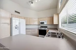 3930 E Wescott Dr, Phoenix, AZ 85050 - Photo 19