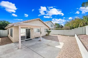 3930 E Wescott Dr, Phoenix, AZ 85050 - Photo 33
