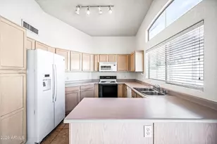 3930 E Wescott Dr, Phoenix, AZ 85050 - Photo 7