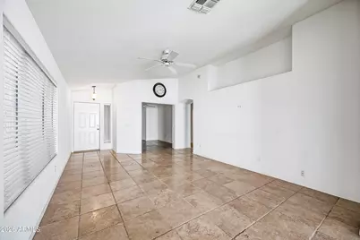 3930 E Wescott Drive, Phoenix, AZ 85050 - Photo 3