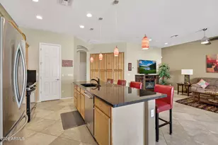 10647 E Lindner Cir, Mesa, AZ 85209 - Photo 13