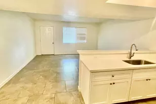 8838 North 8th St, Phoenix, AZ 85020 - Photo 5