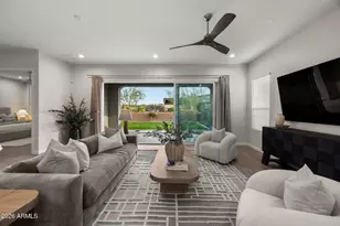 5954 E Cat Balue Dr, Phoenix, AZ 85054 - Photo 11