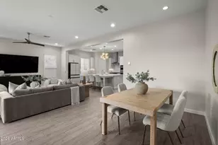 5954 E Cat Balue Dr, Phoenix, AZ 85054 - Photo 15