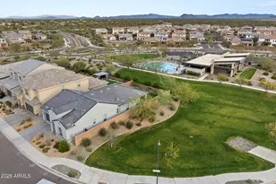5954 E Cat Balue Dr, Phoenix, AZ 85054 - Photo 3