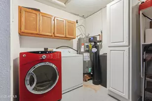 953 E Hackamore St, Mesa, AZ 85203 - Photo 35