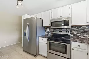 953 E Hackamore St, Mesa, AZ 85203 - Photo 15