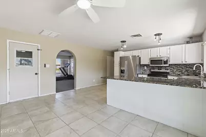 953 E Hackamore Street, Mesa, AZ 85203 - Photo 9