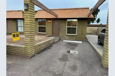 2333 W Glenrosa Avenue #114, Phoenix, AZ 85015 - Photo 1