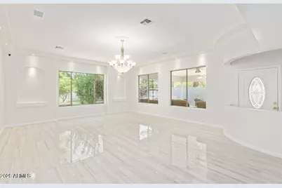 1212 E McLellan Boulevard, Phoenix, AZ 85014 - Photo 3