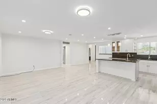 1212 E McLellan Blvd, Phoenix, AZ 85014 - Photo 11