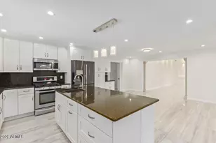 1212 E McLellan Blvd, Phoenix, AZ 85014 - Photo 15